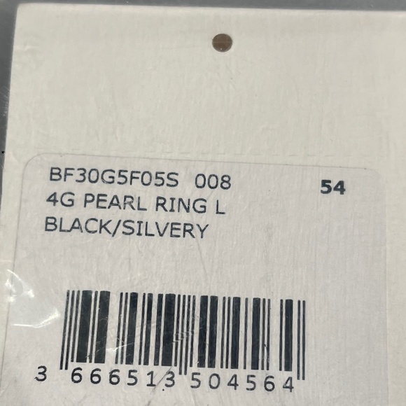 Givenchy 4G PEARL RING WITH CRYSTALS - BLACK - NEW WITH TAGS - Picture 8 of 12
